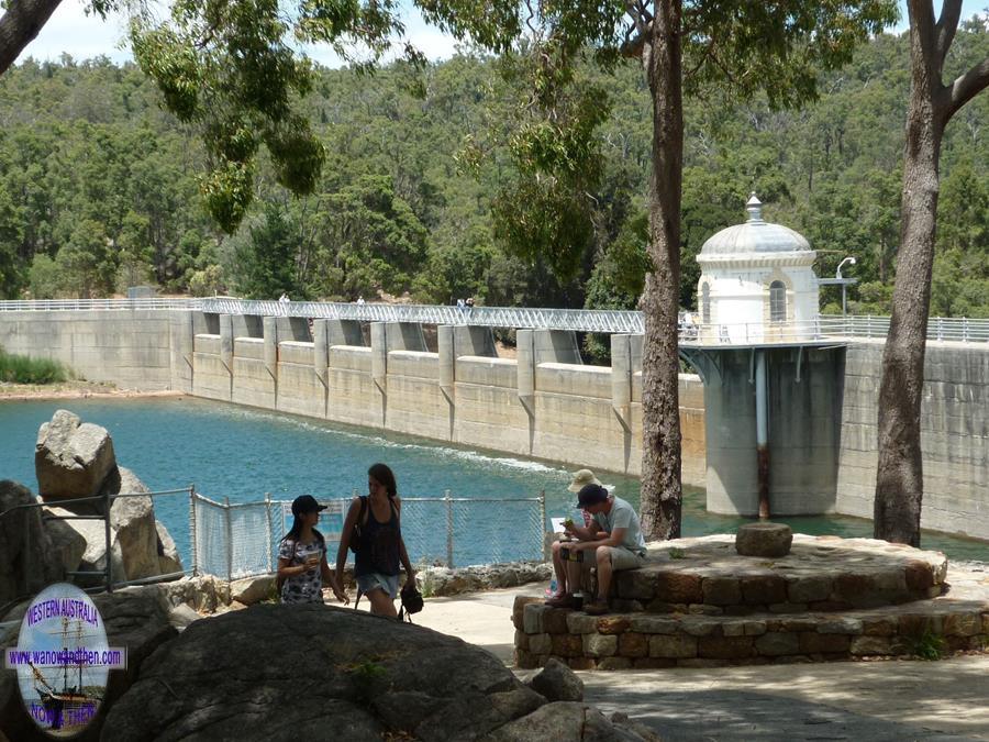 Mundaring Weir