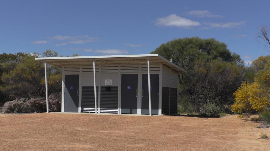 Bonnie Rock ablution block