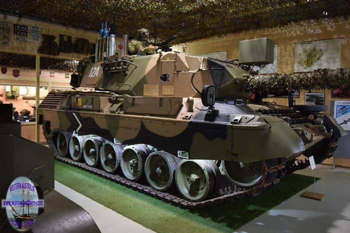 Leopard tank