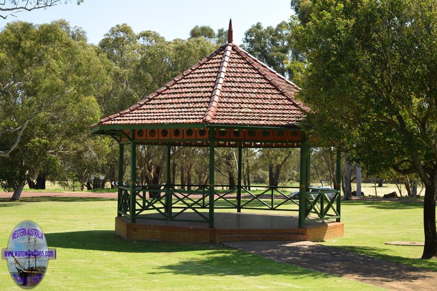 Stirling Square - Guildford