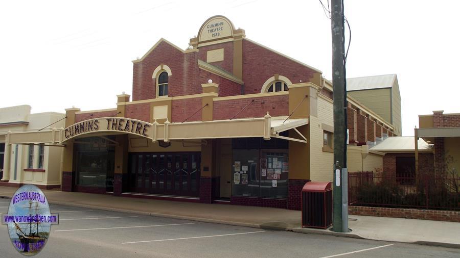 Cummins Theatre