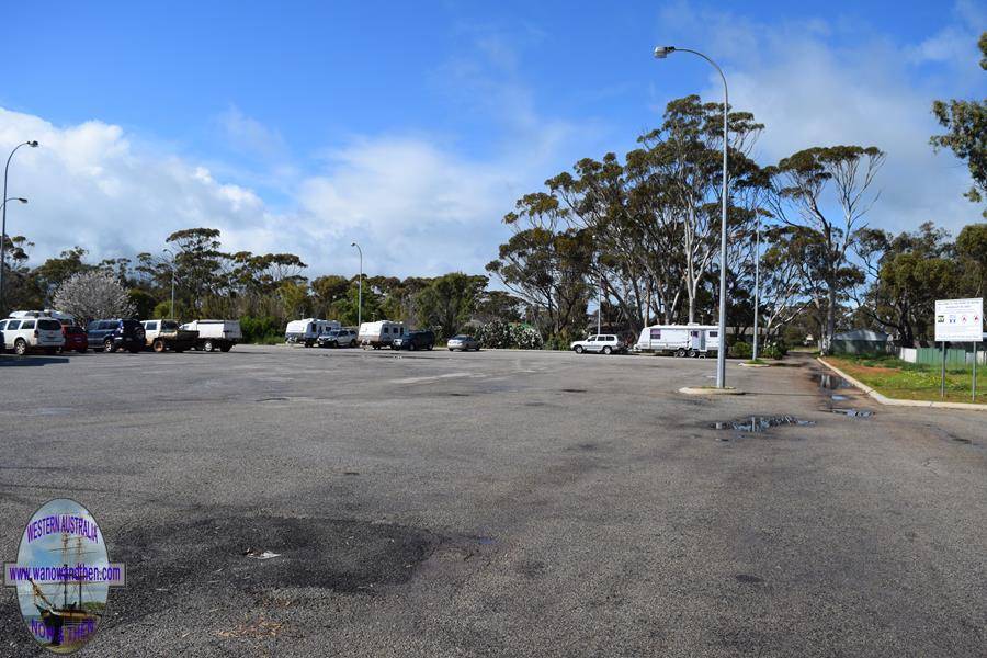 Moora self-contained RV rest stop