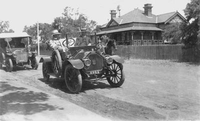 Vinot Deguin and Dr. Holland outside his Katanning home. (Courtesy Loreley Morling)