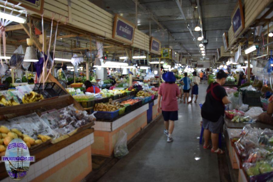 BanZaan Market for fresh produce