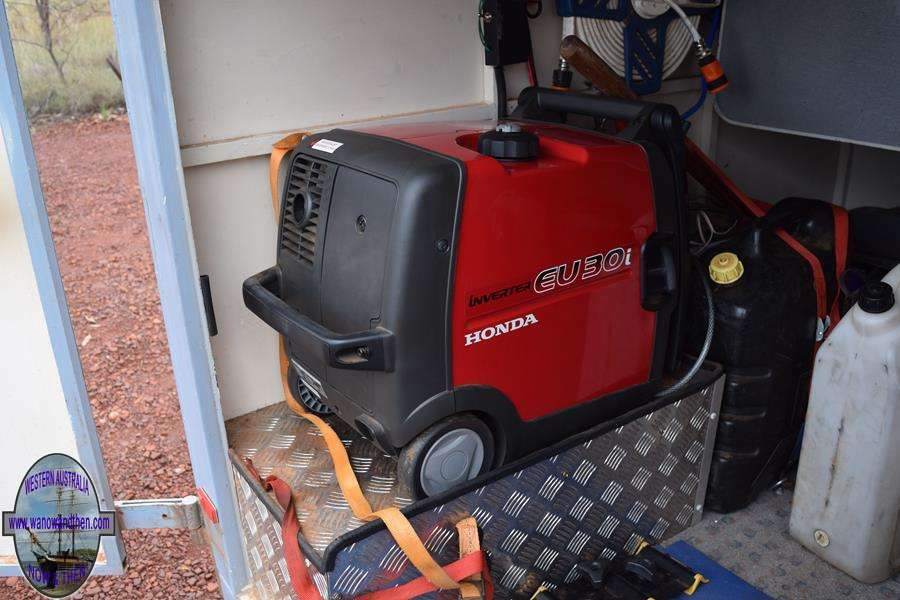 Honda EU 30i generator