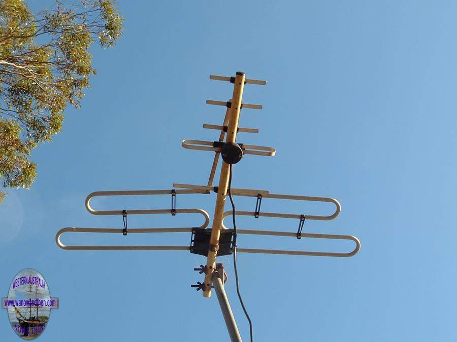 UHF antenna (compact)