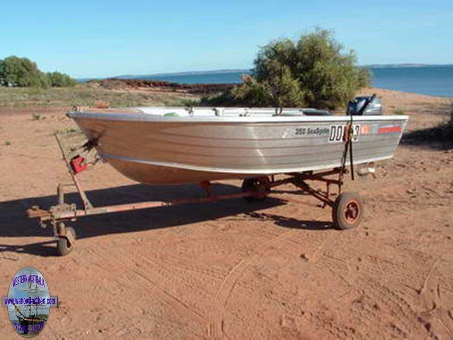 Stacer Sea Sprite 3.5m dinghy 