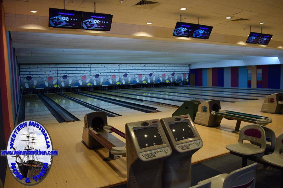 Bowling alley