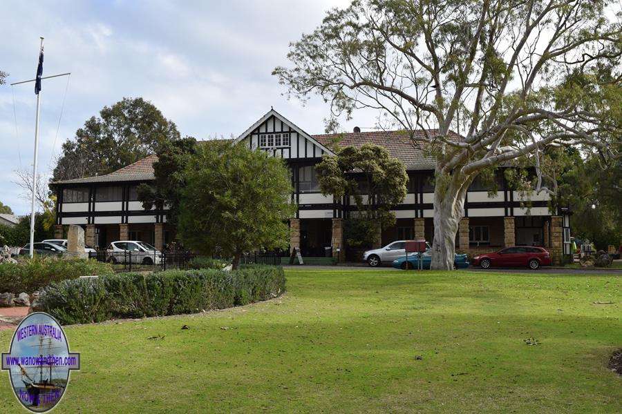 Yanchep Inn