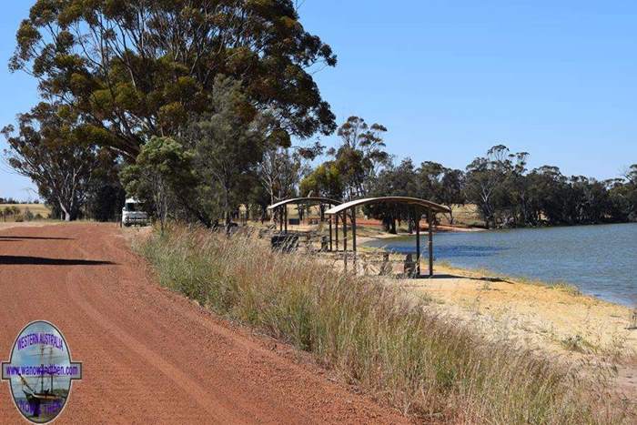 Lake Ewlyamartup Campsite