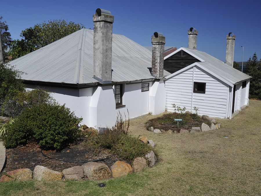 Patrick Taylor Cottage - Albany