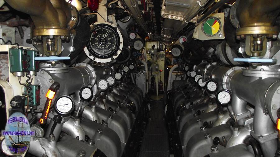 HMAS Ovens engine room